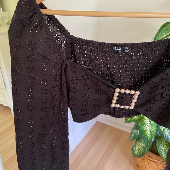 Top - Picture 4 of 5